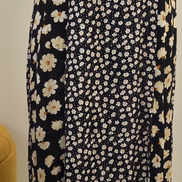 Free People Maxi Floral Dress in Black and Cream,Size L. - Picture 2 of 16
